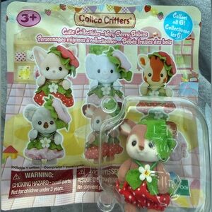 Calico Critters Berry Babies Aster Figurine